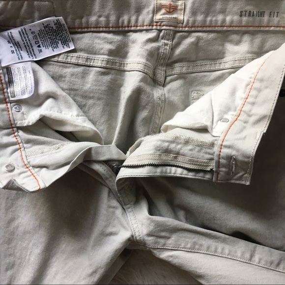 Bundle of three Dockers pants - Picture 4 of 6